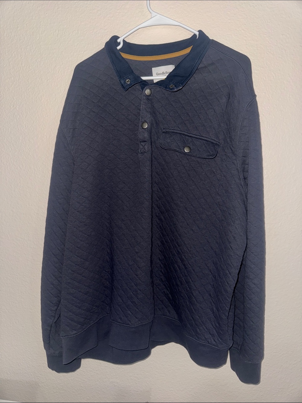 Goodfellow & Co Quilted Navy Snap-Placket Henley Sweatshirt